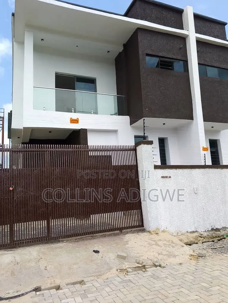 4bdrm Duplex in Call Access Blenco for sale