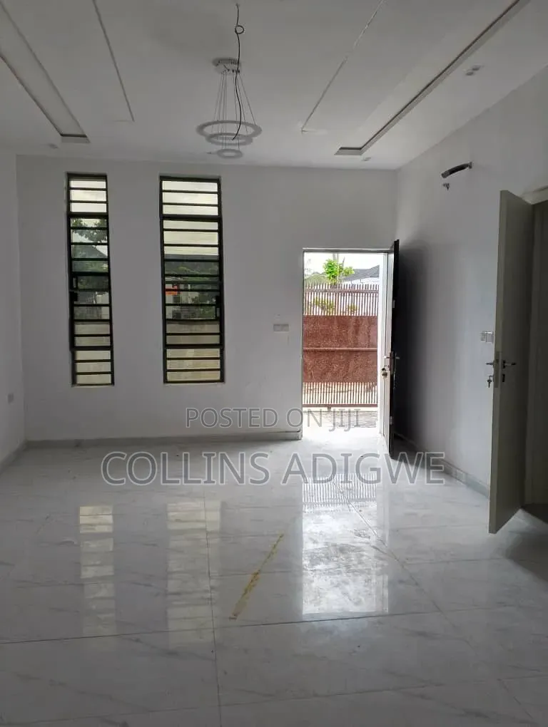 4bdrm Duplex in Call Access Blenco for sale