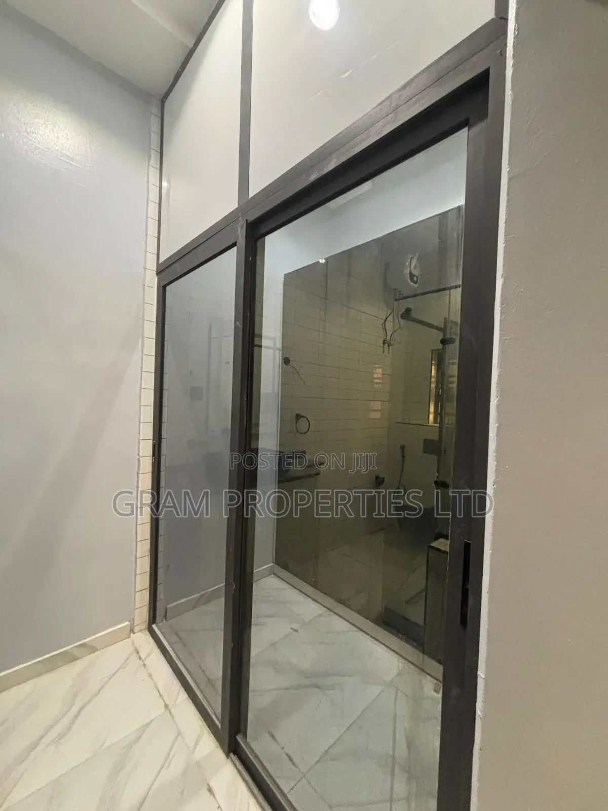 4bdrm Duplex in Jahi By Gilmor for sale