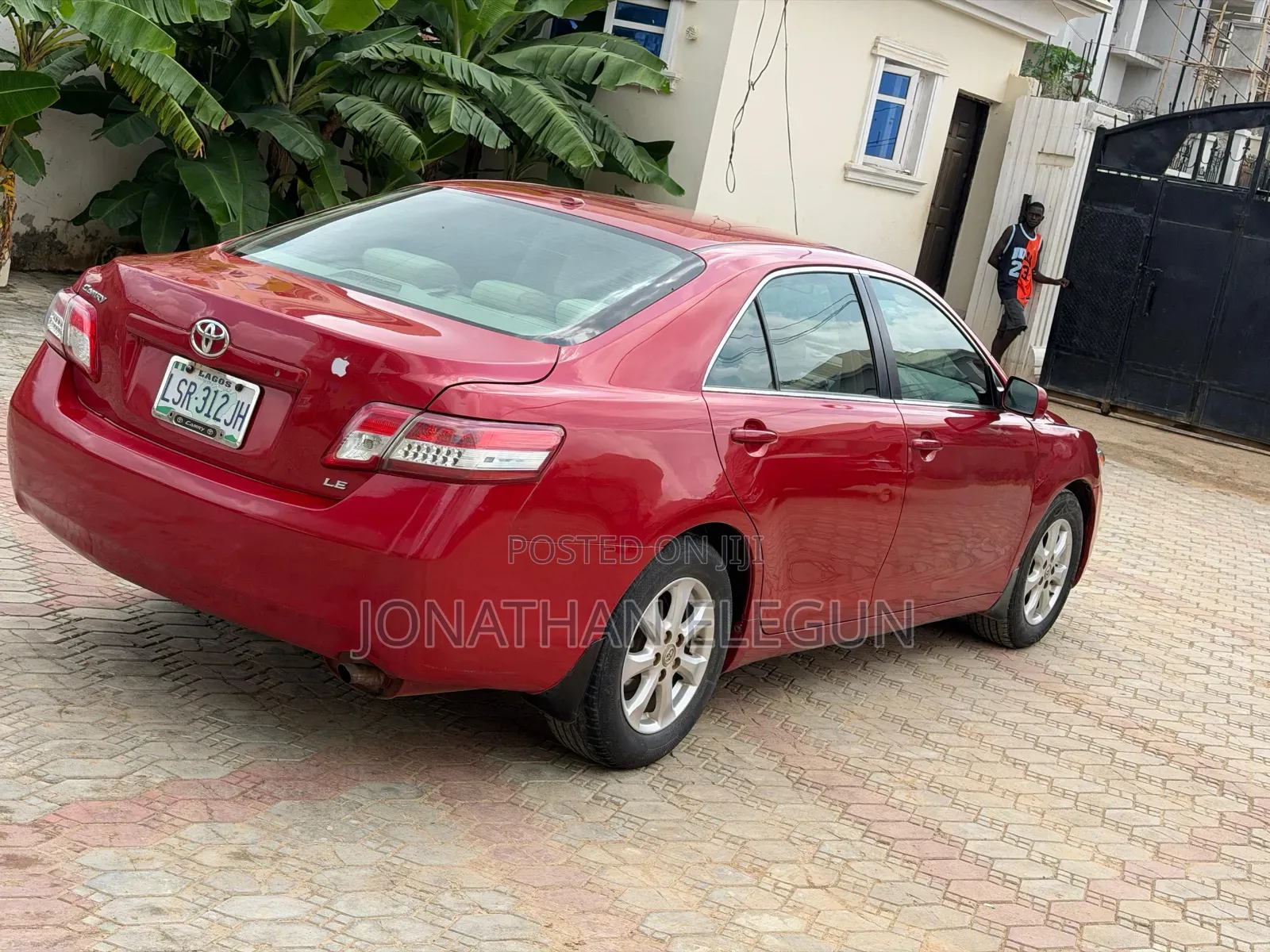 Toyota Camry LE 4dr Sedan (2.5L 4cyl 6AM) 2010 Red