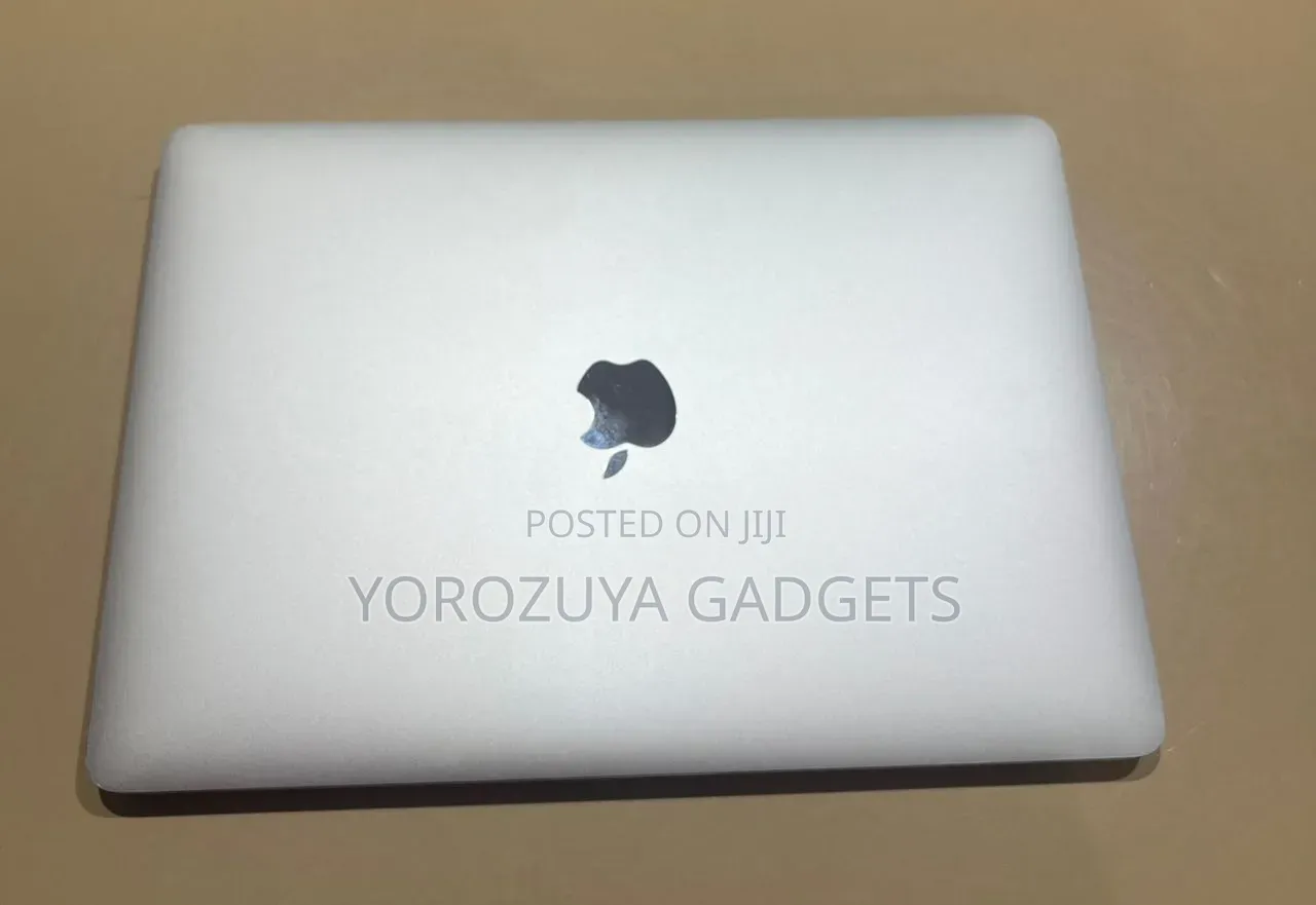 Laptop Apple MacBook Pro 2020 M1 8GB Apple M1 SSD 512GB