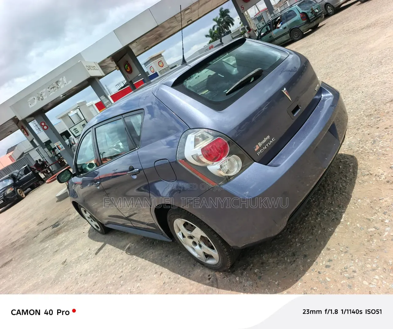 Pontiac Vibe 2010 Gray