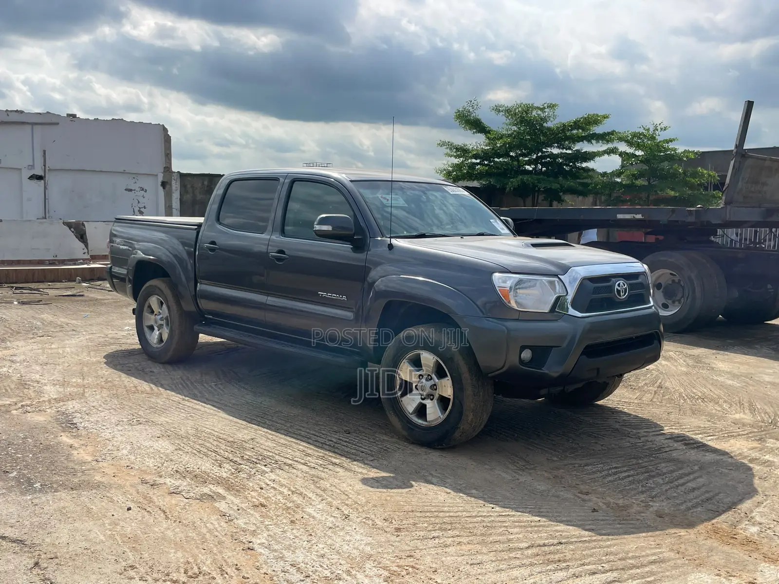 Toyota Tacoma Double Cab 4x2 PreRunner 4.0L V6 5-Speed Automatic 2013