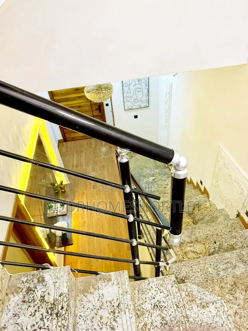 5 Bedroom Self Compound + Swimming Pool, Ps5, Table Tennis,Cinema