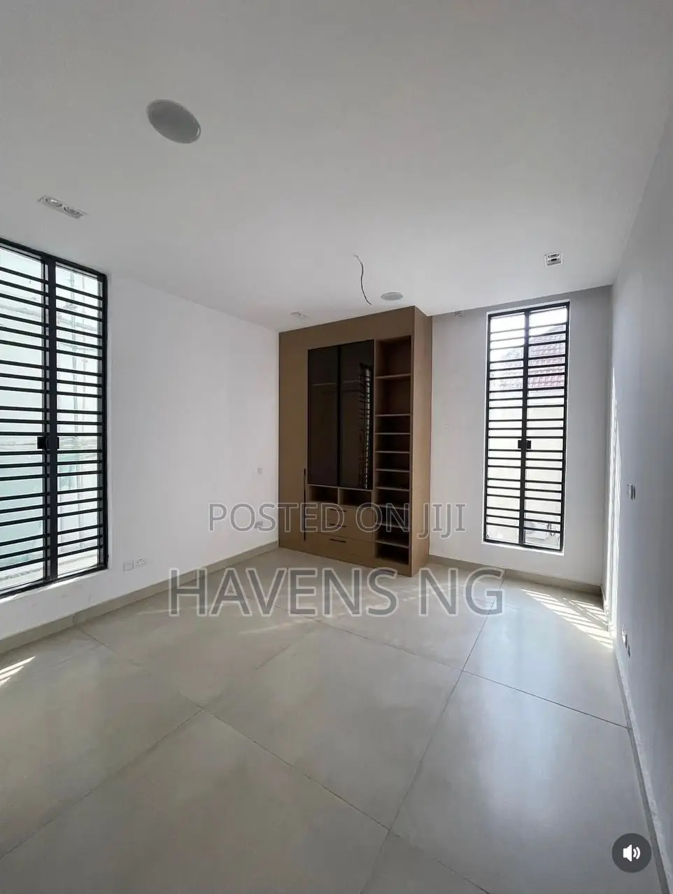 5bdrm Duplex in Lekki Phase 1 for sale
