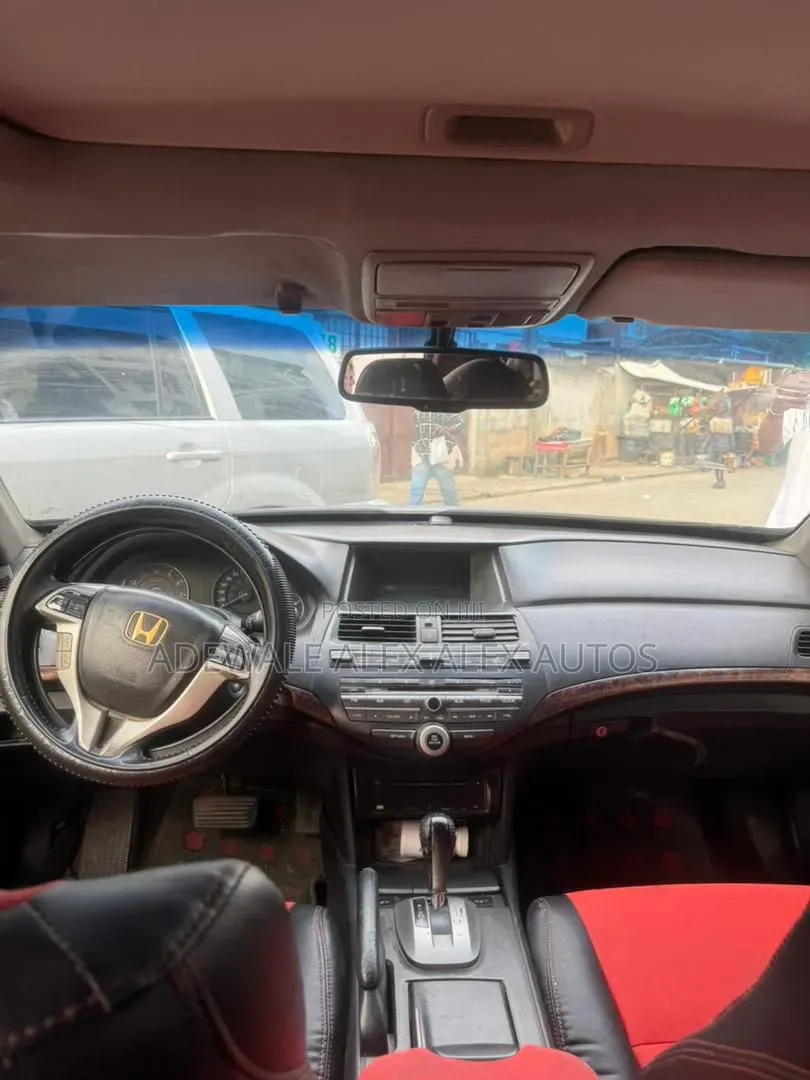 Honda Accord Crosstour 2010 Black