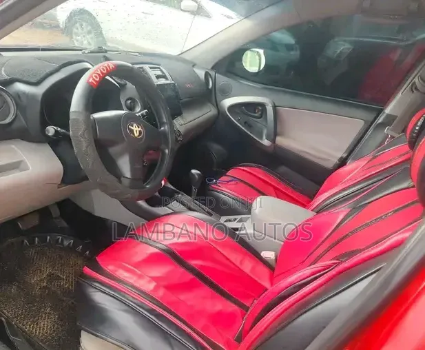 Toyota RAV4 2008 Red