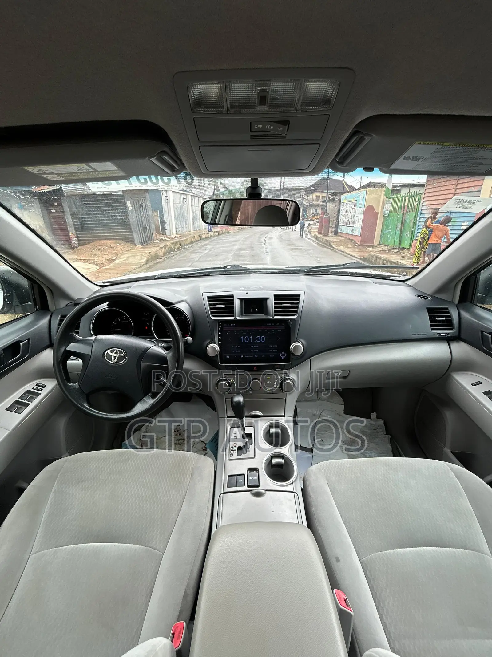 Toyota Highlander Limited 2010 White