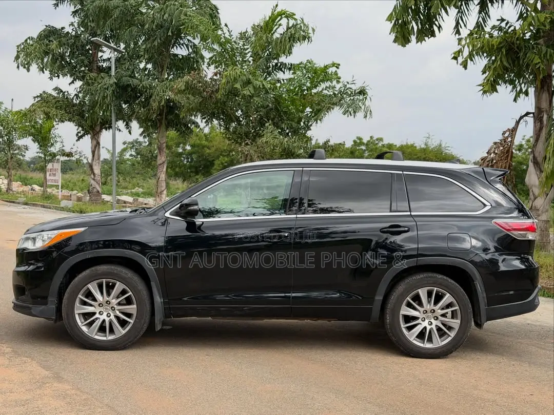 Toyota Highlander 2017 Black