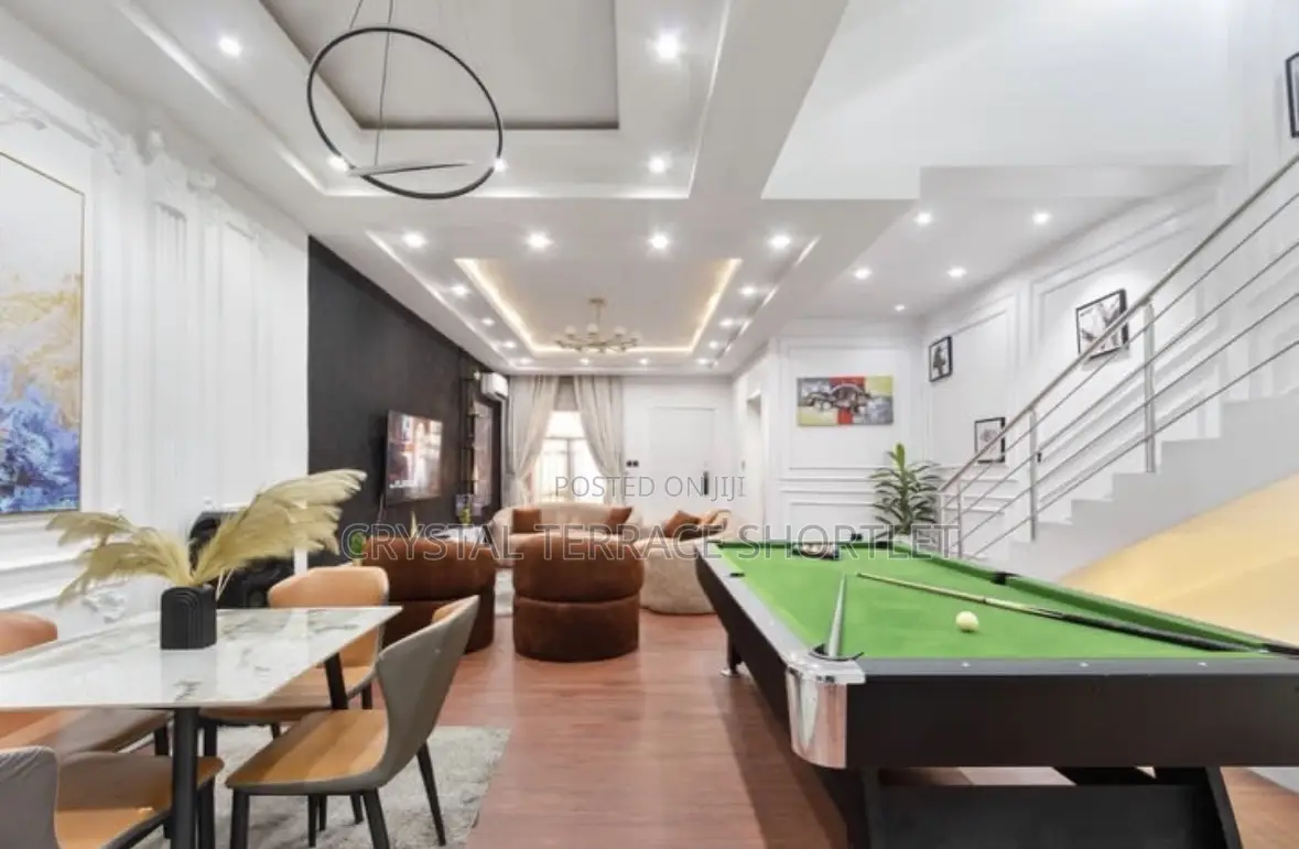 Beautiful 4 Bedroom Duplex