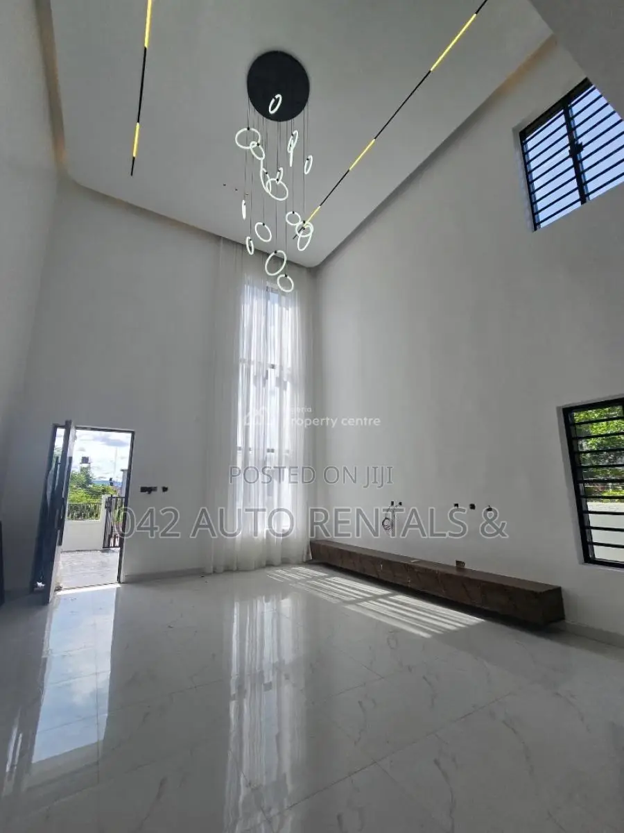 4bdrm Duplex in Centenary City, Enugu for sale