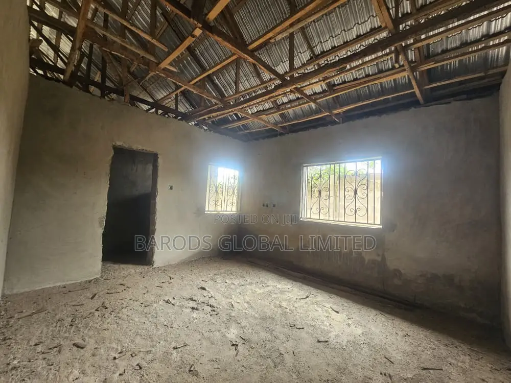 5bdrm Bungalow in Sweet Estate,, Abeokuta South for sale