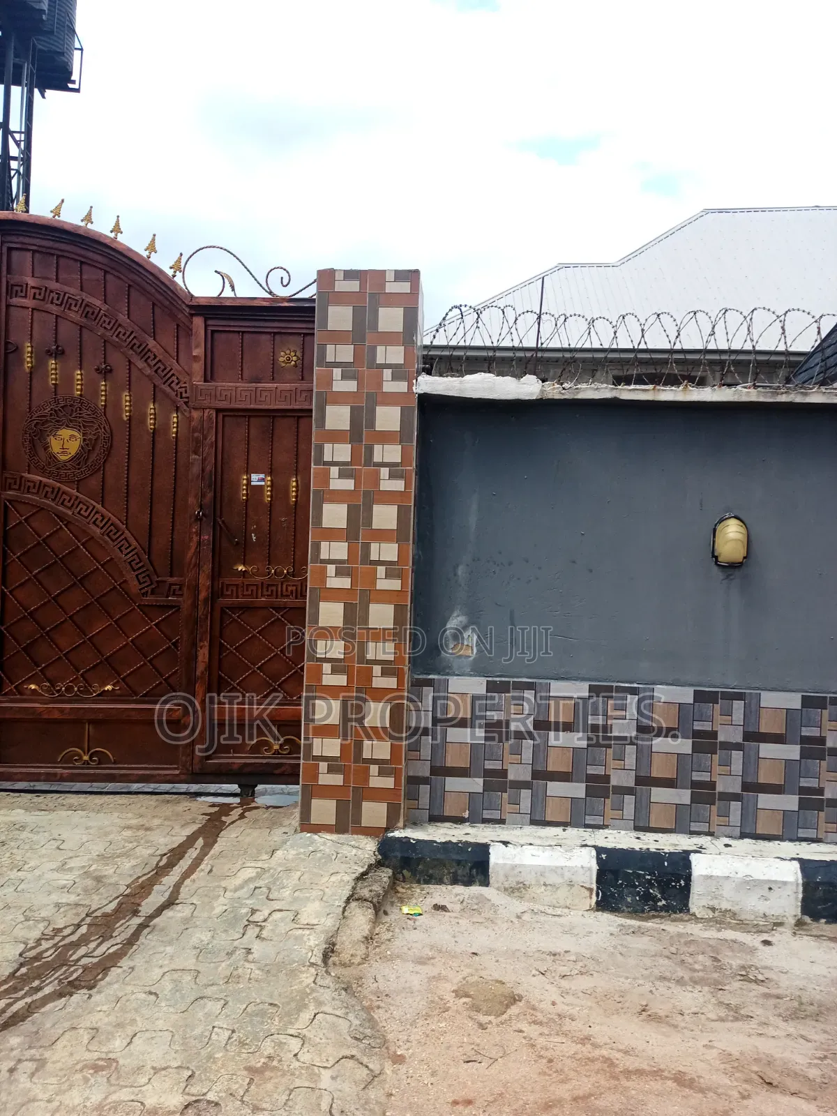 4bdrm Bungalow in Ojik Properties, Owerri for sale