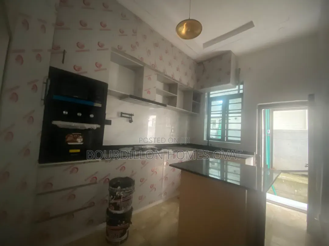 4bdrm Duplex in Orchid Lekki Lagos for rent