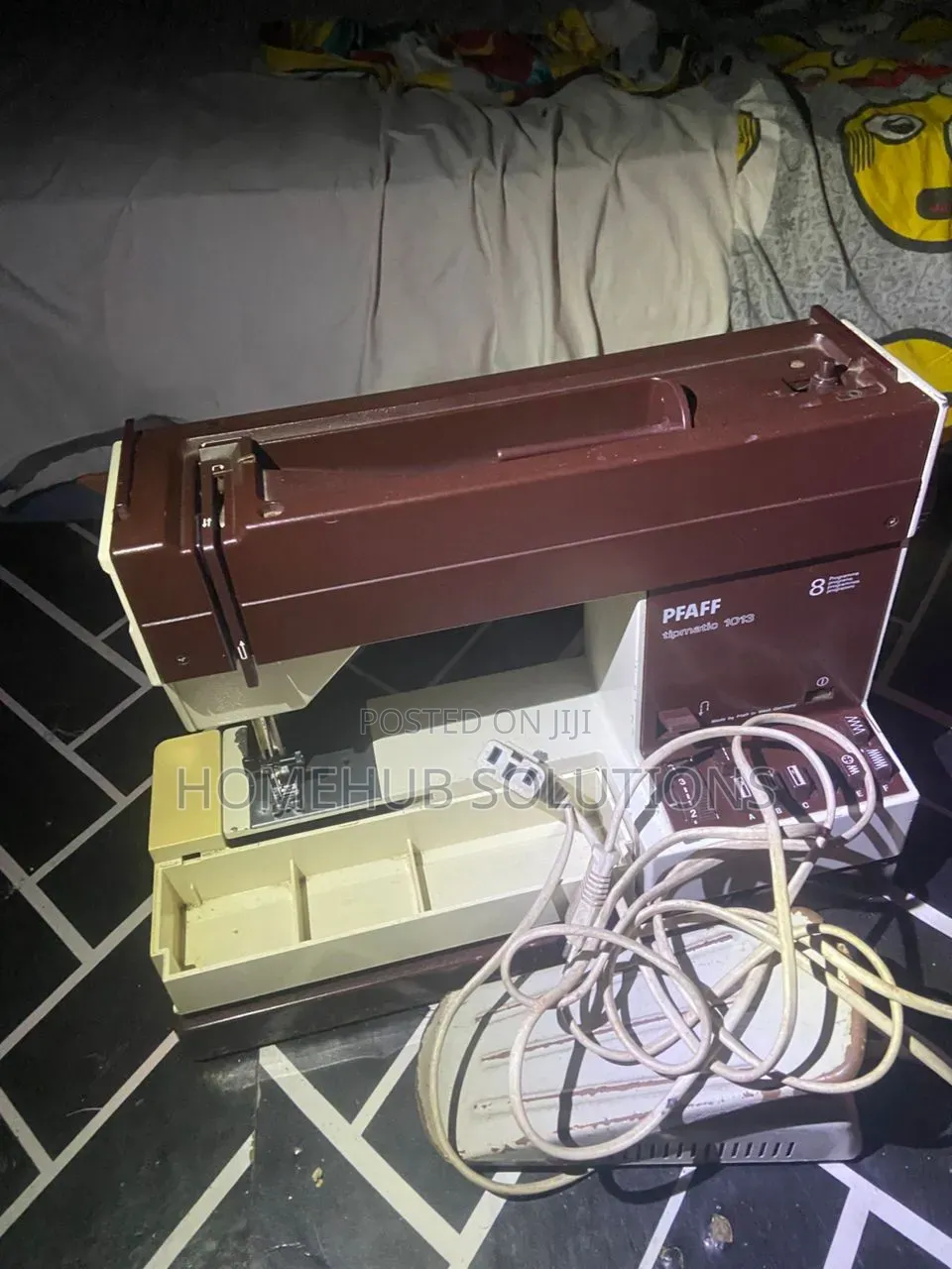 Electric Pfaff Table Top Sewing Machine