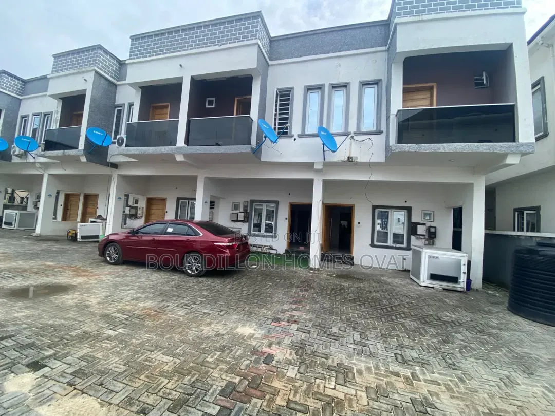 2bdrm Duplex in Ikota Villa Estate for rent