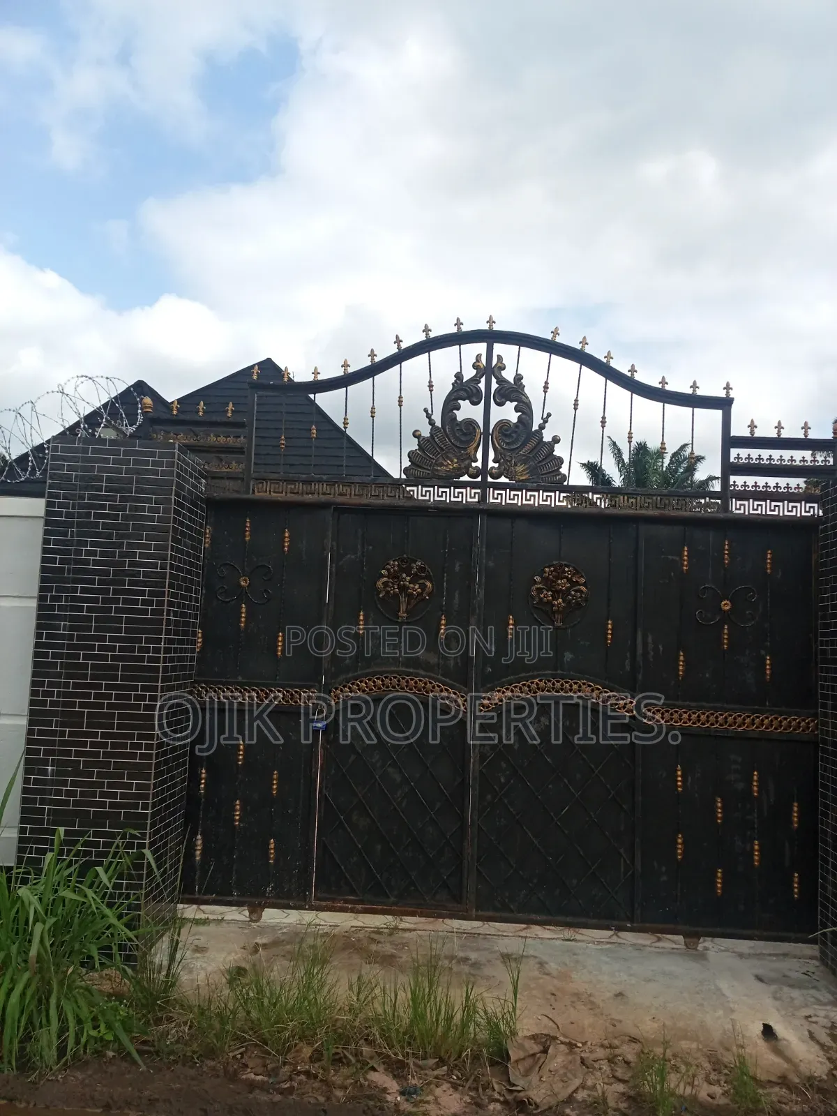 4bdrm Bungalow in Ojik Properties, Owerri for sale