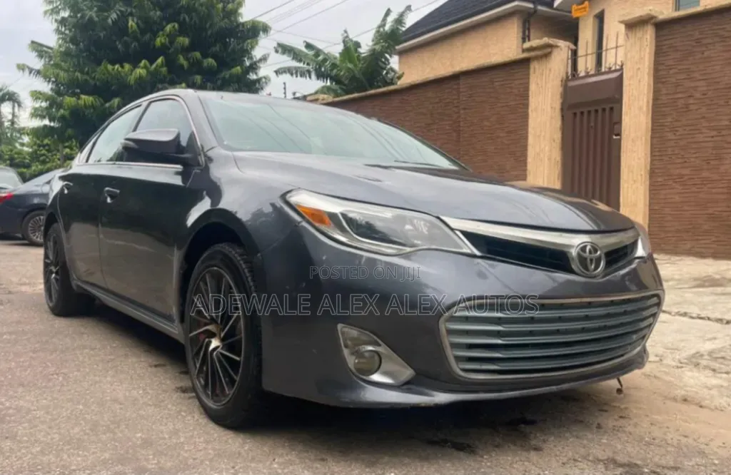 Toyota Avalon 2015 Gray