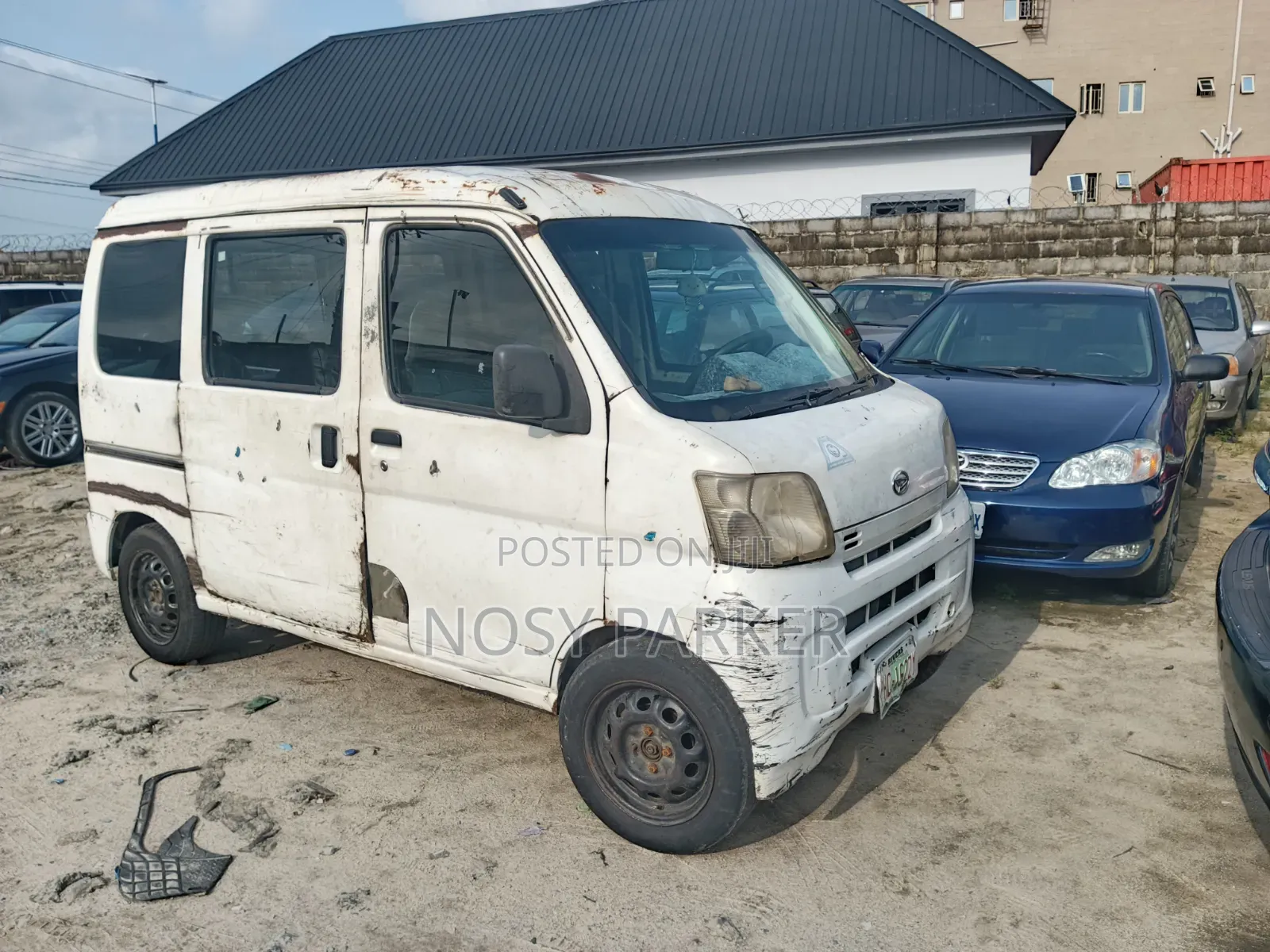 Daihatsu Hijet 2005 White
