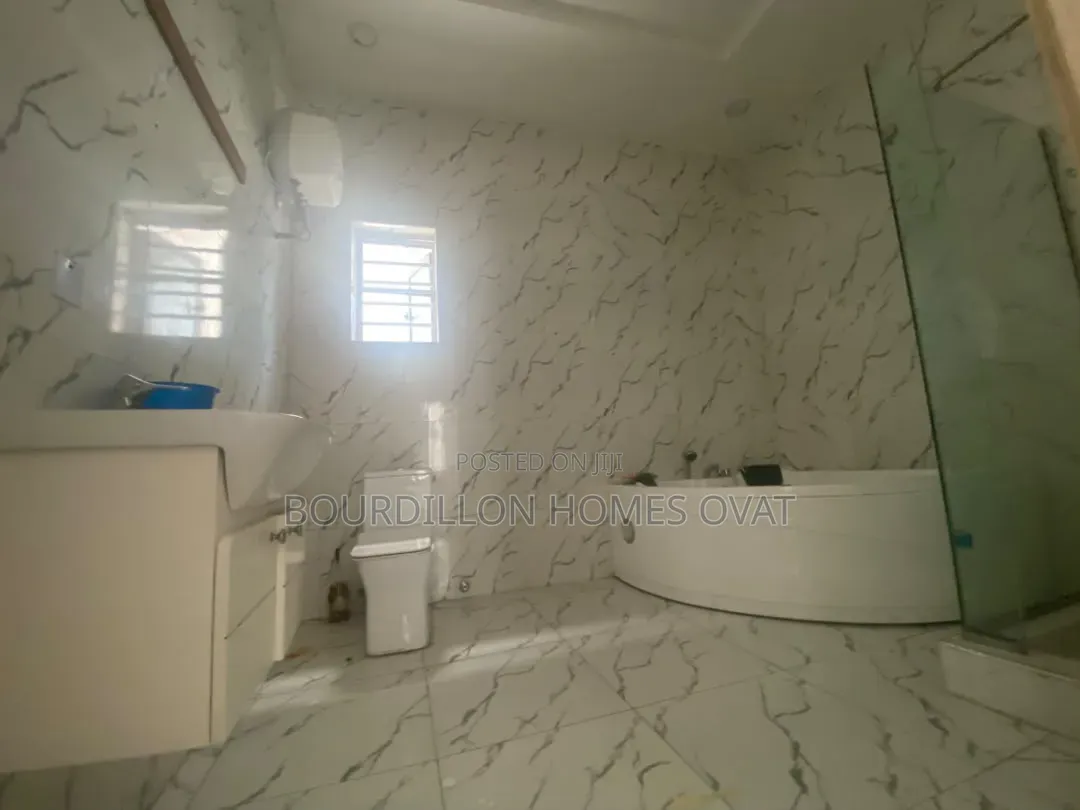 5bdrm Duplex in Chevron Lekki Lagos for rent