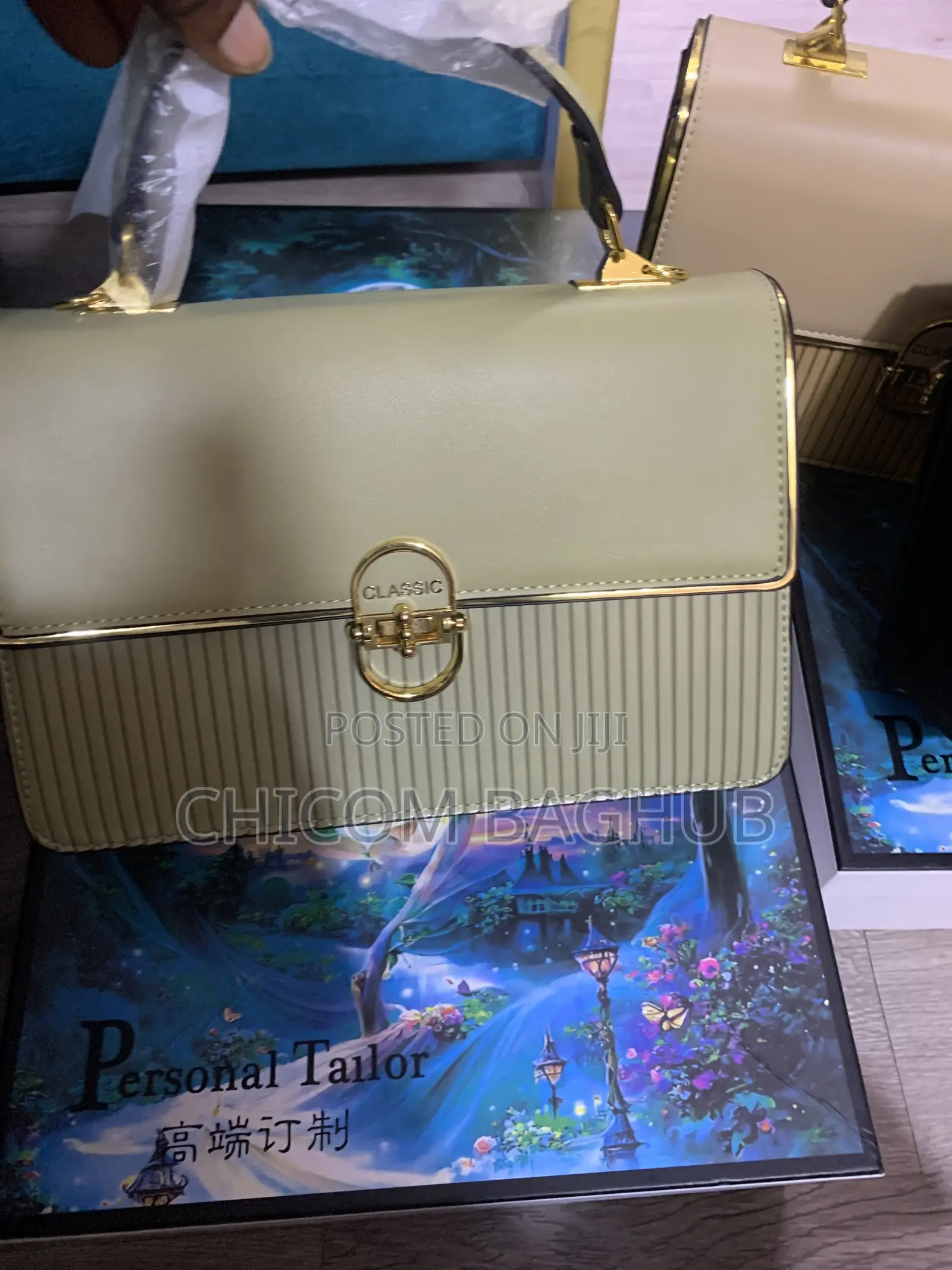 Cool Quality Stock Bag