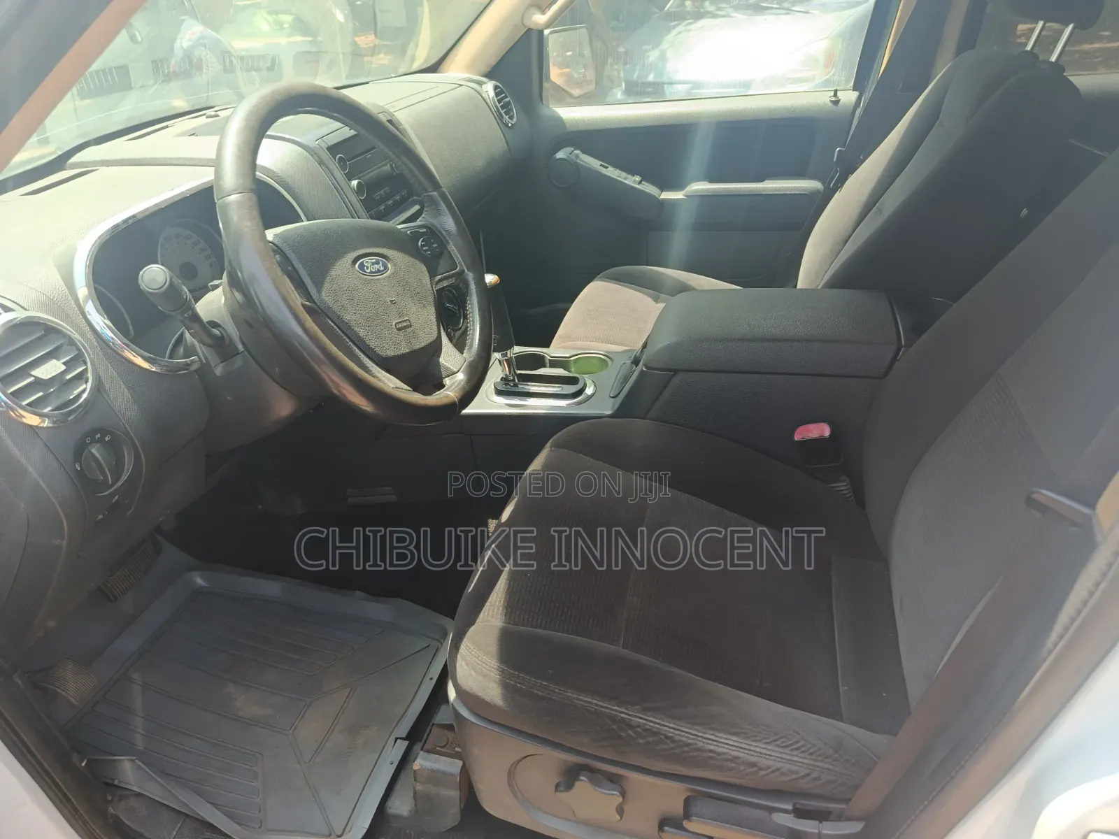 Ford Explorer 2010 White