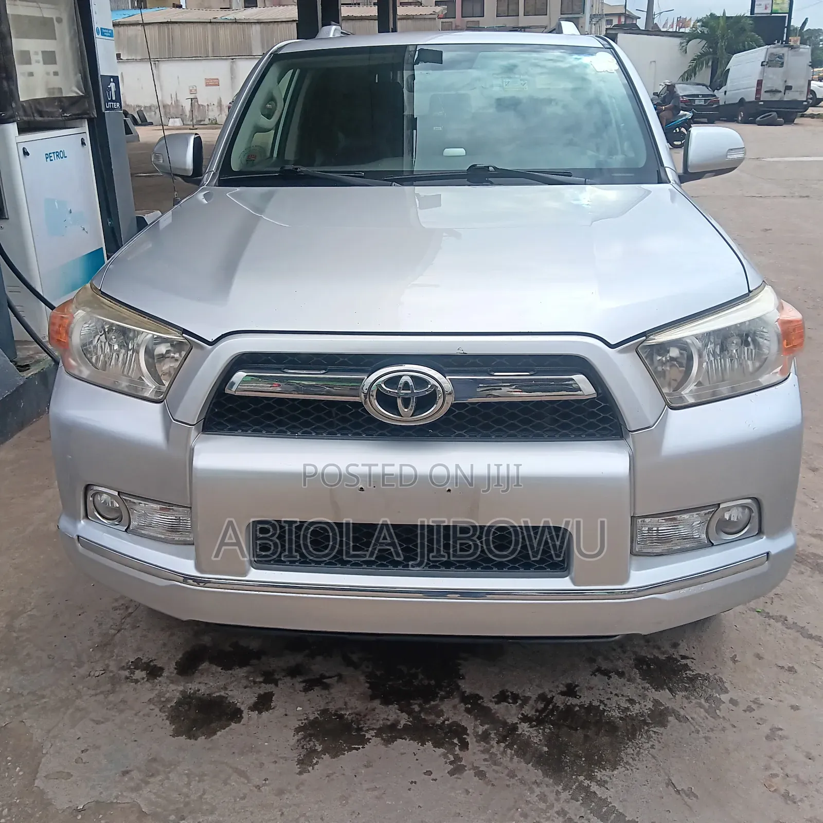 Toyota 4-Runner SR5 4WD 2010 Silver