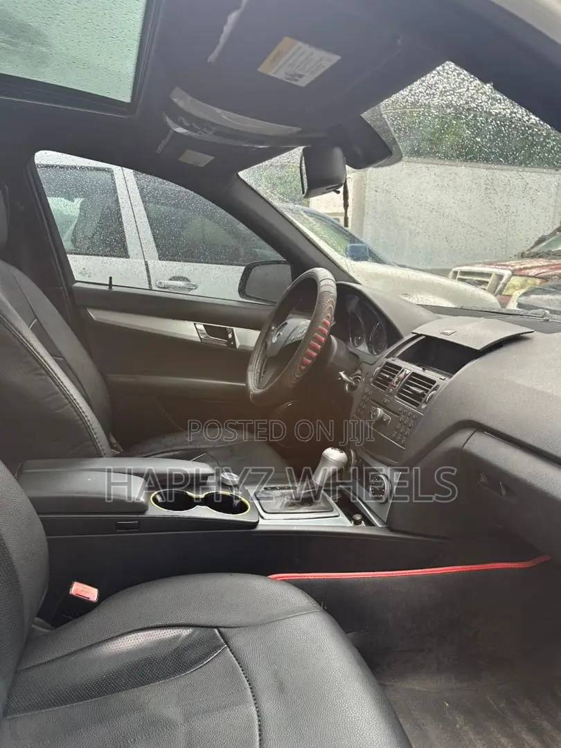 Mercedes-Benz C300 Sport Sedan RWD (3.0L 6cyl 6M) 2009 White
