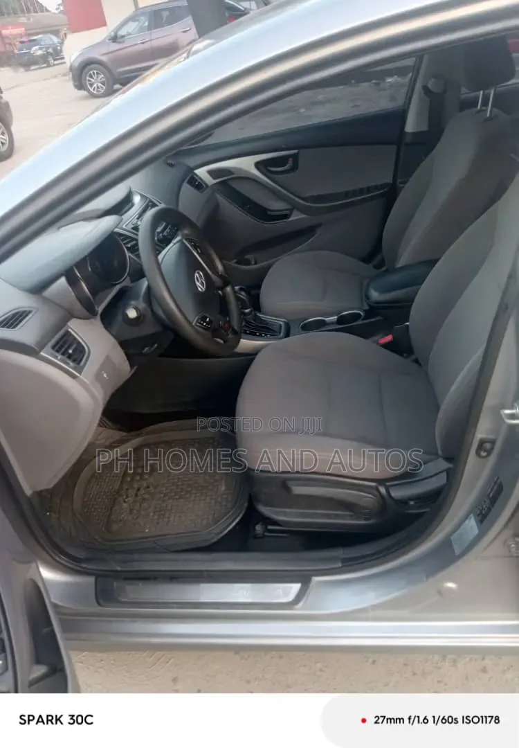 Hyundai Elantra 2014 Gray
