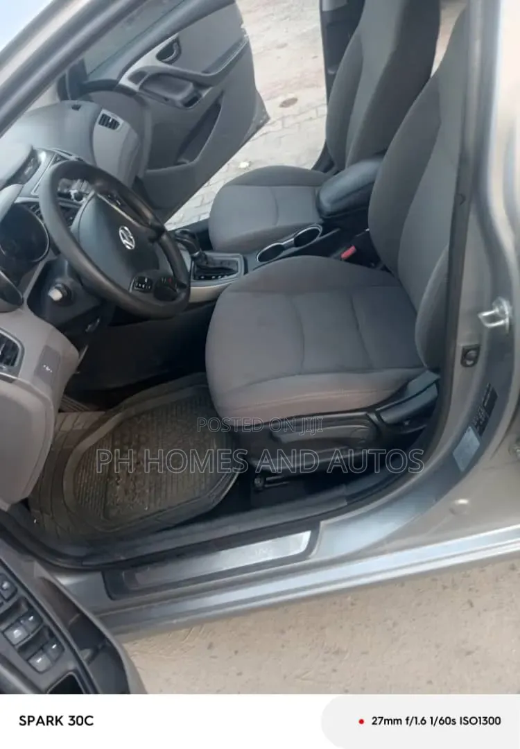 Hyundai Elantra 2014 Gray