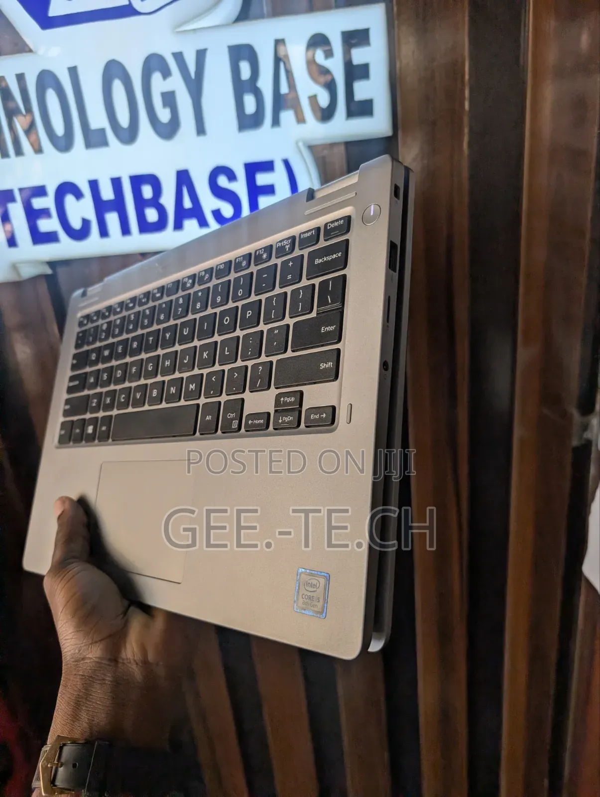 Laptop Dell Latitude 3310 8GB Intel Core i5 SSD 256GB