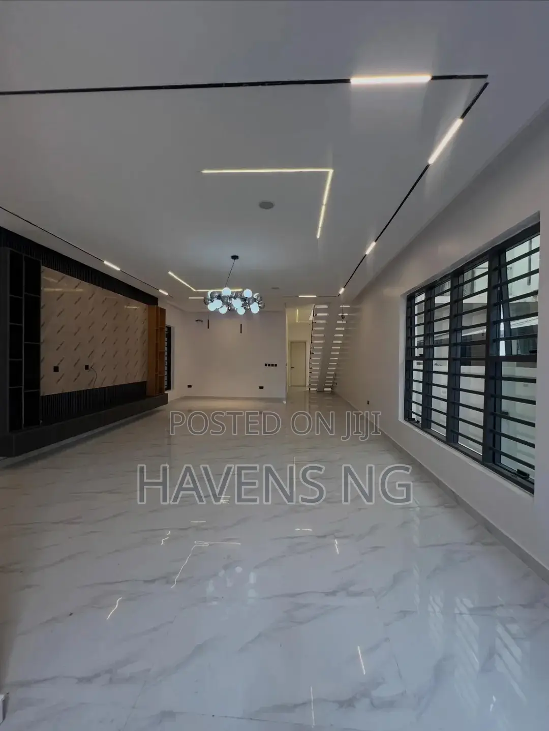 5bdrm Duplex in Lekki Phase 2 for sale