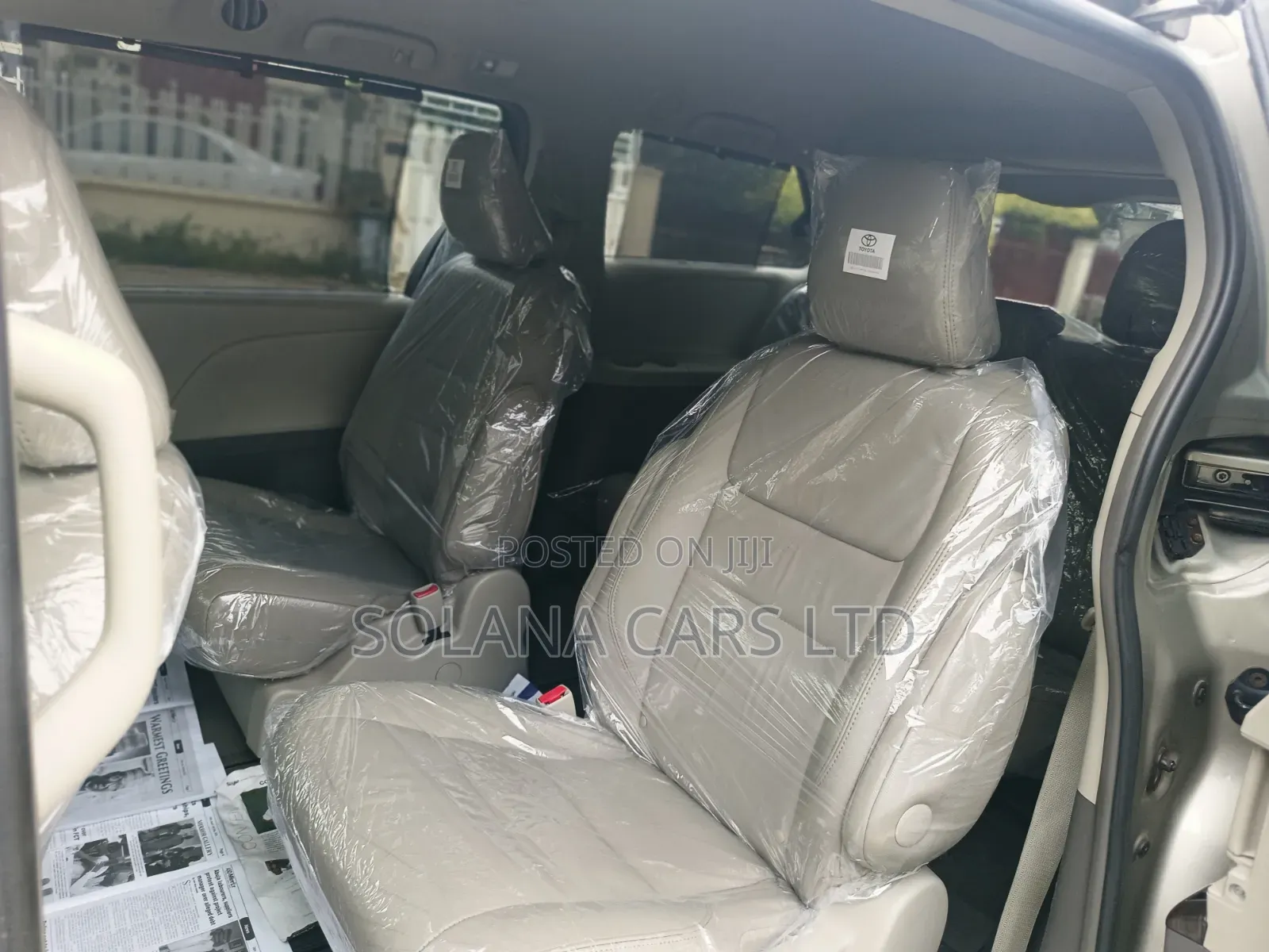 Toyota Sienna 2016 Gold