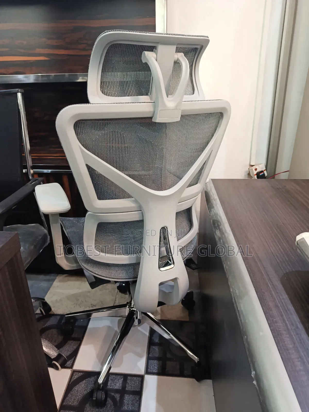 Premium Ergonomic Office Chair With Footrest Support