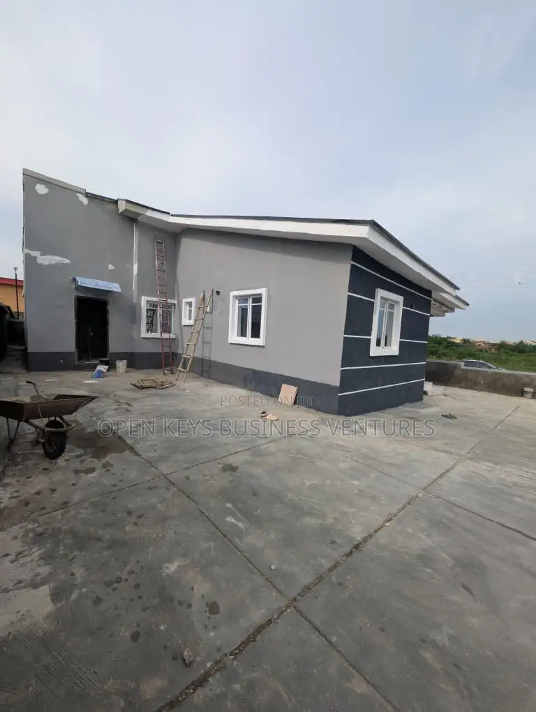 Furnished 3bdrm Bungalow in Ajimobi, Idishin for sale