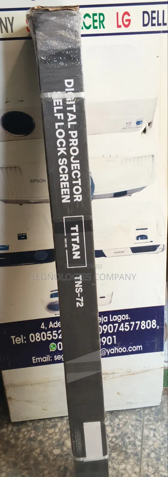 Titan 60" X 60" Manual Projection Screen