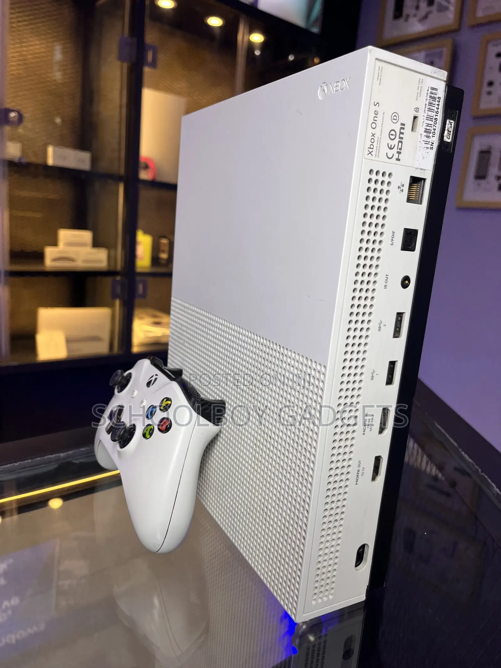 Xbox One S