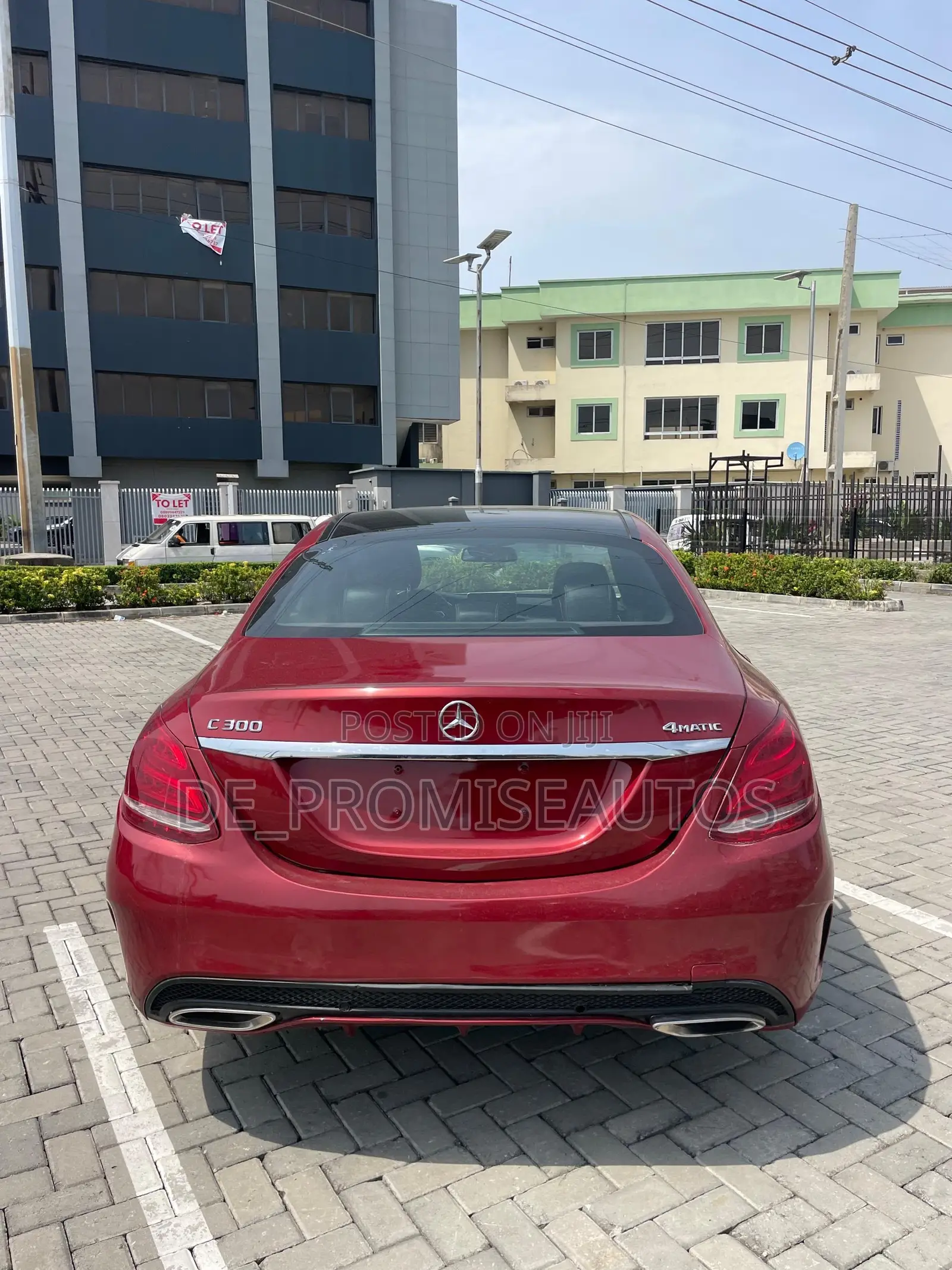 Mercedes-Benz C300 2017 Red