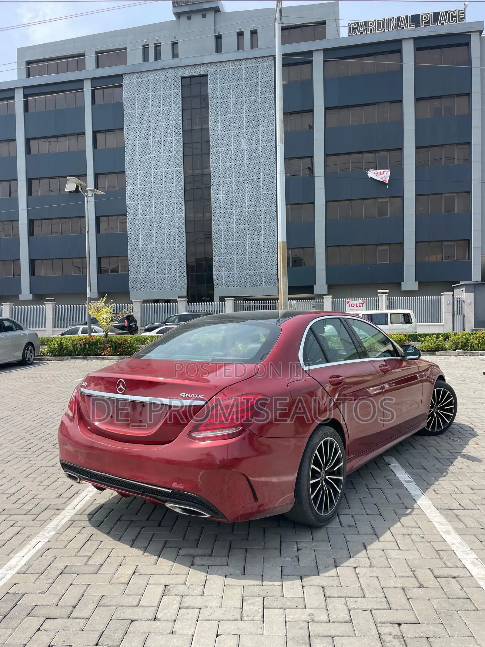 Mercedes-Benz C300 2017 Red