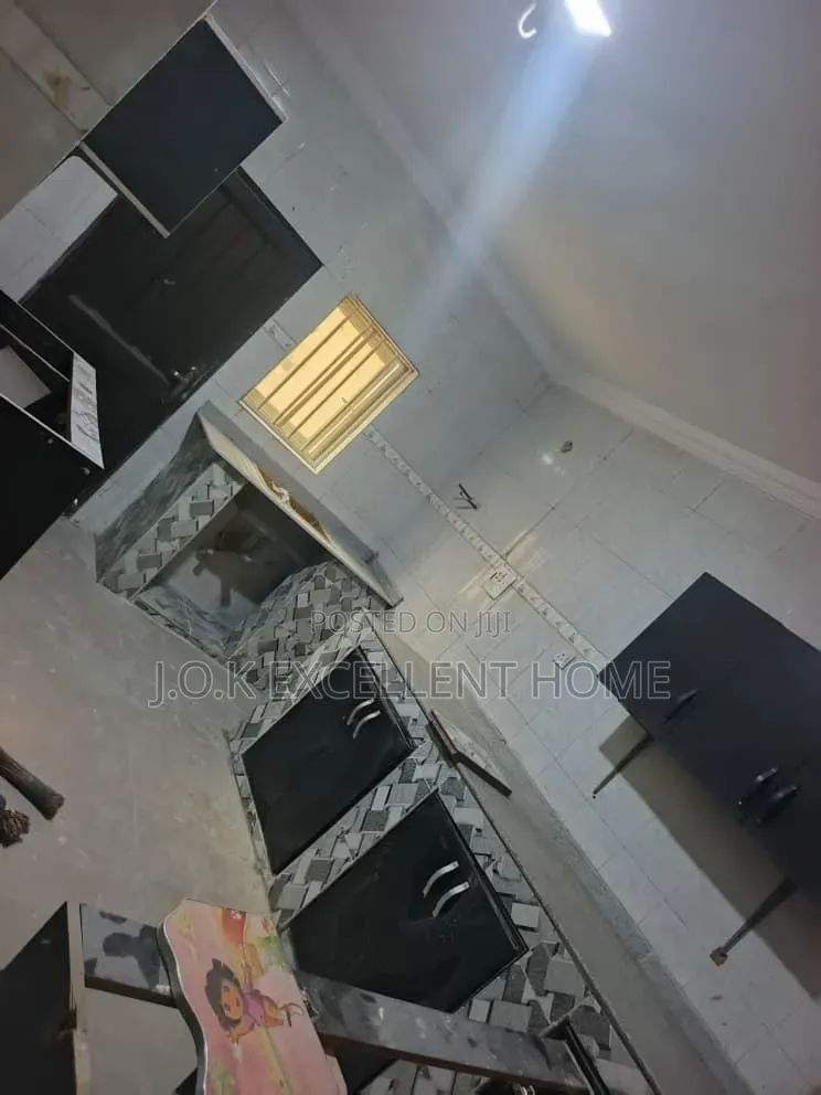 2bdrm Block of Flats in Omole Phase 2 for rent