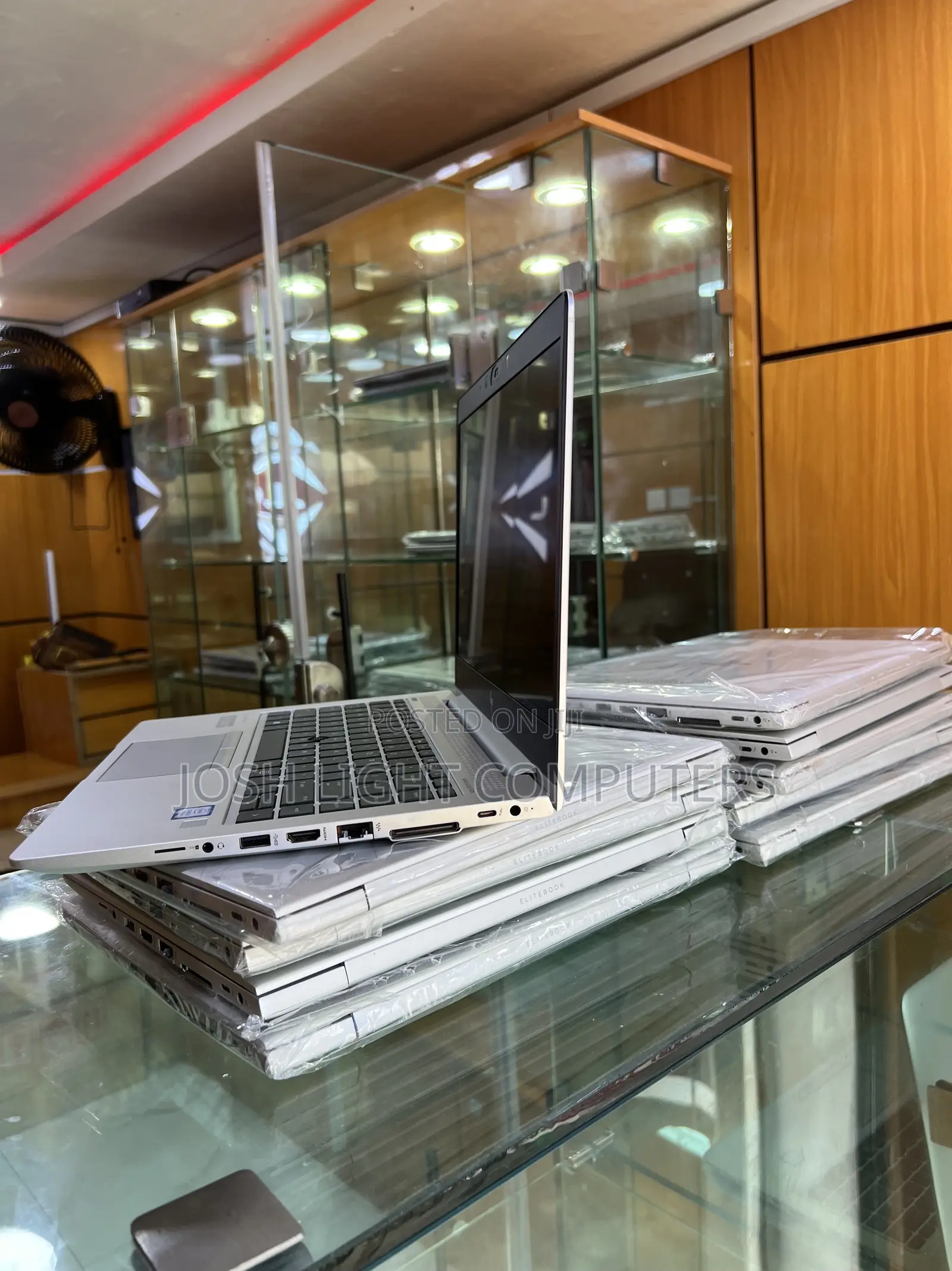 Laptop HP EliteBook 840 G8 16GB Intel Core i7 SSD 256GB