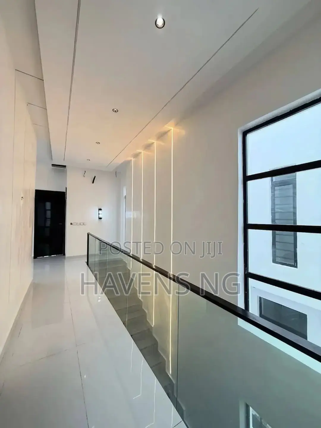 5bdrm Duplex in Lekki Phase 2 for sale