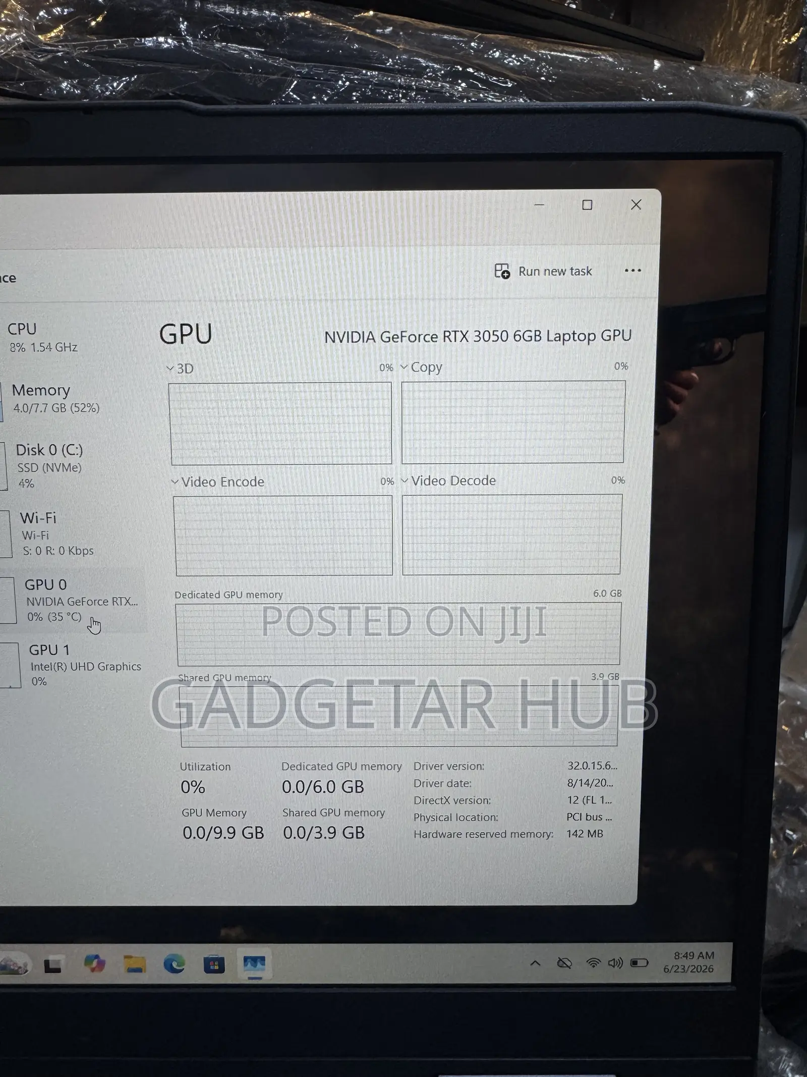 Laptop Lenovo LOQ 15IRH8 8GB Intel Core i5 SSD 1T