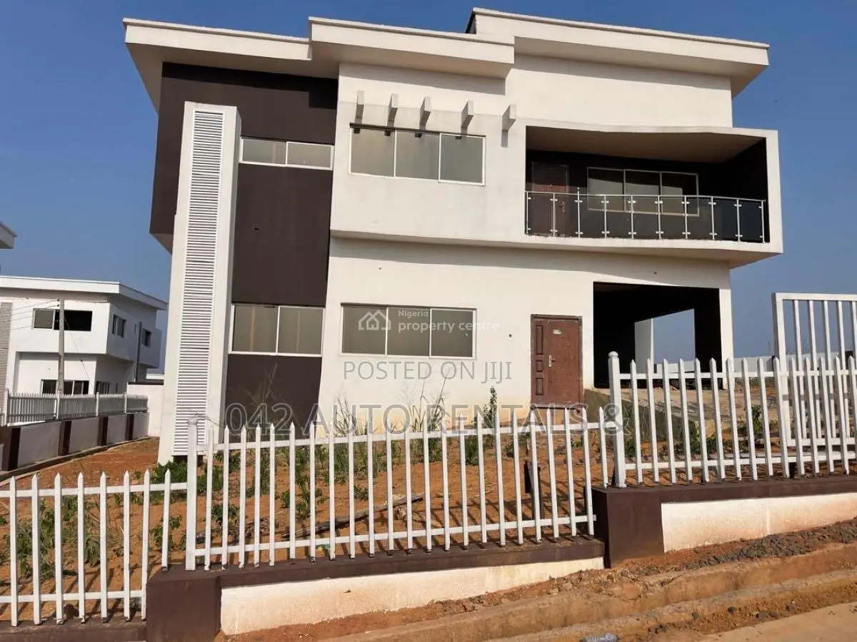 4bdrm Duplex in Heliu Estate, Enugu for sale