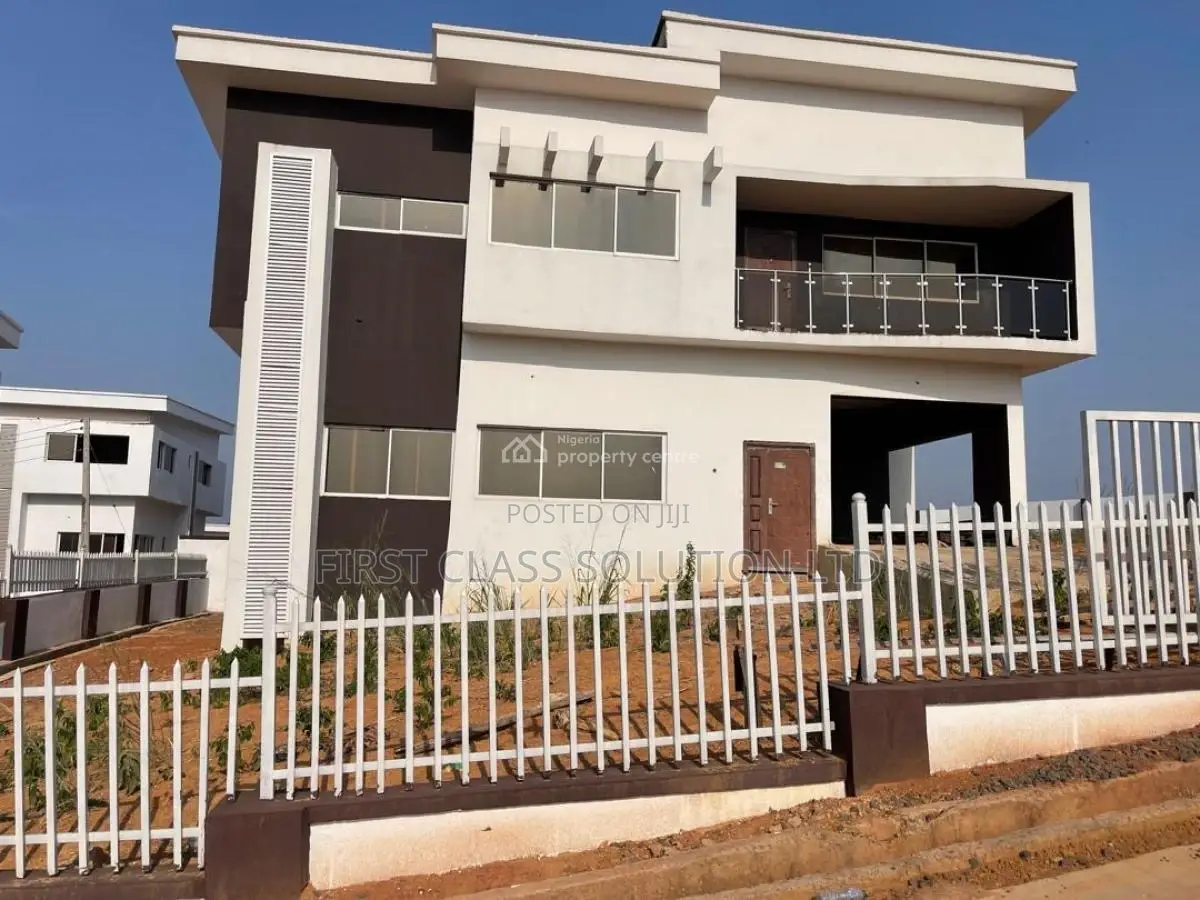 4bdrm Duplex in Heliu Estate, Enugu for sale