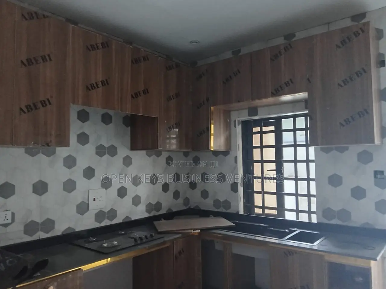 4bdrm Duplex in Adeyi, Bodija for sale