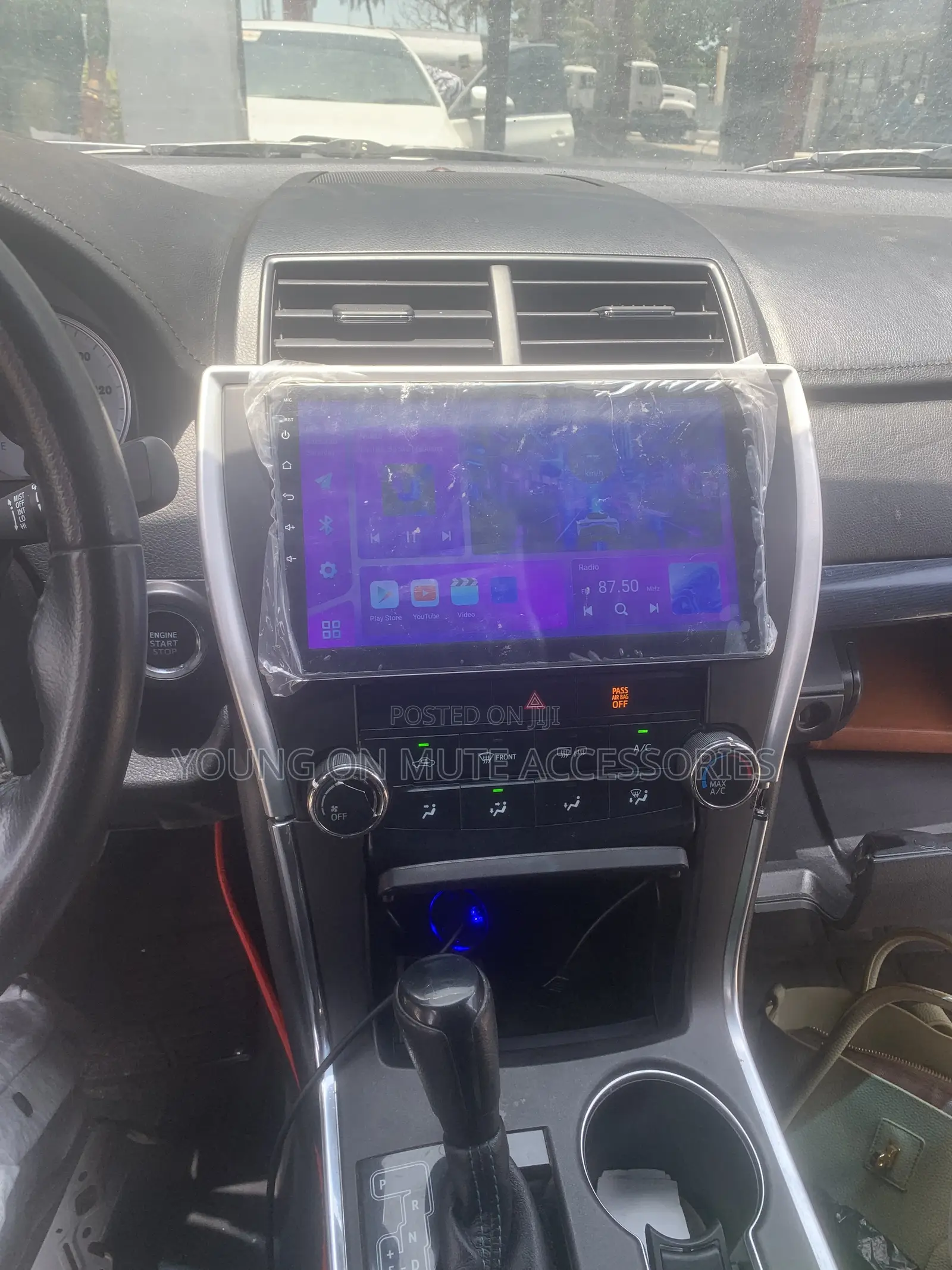 Toyota Camry 2015-2017 Android Navigation + Reverse Camera