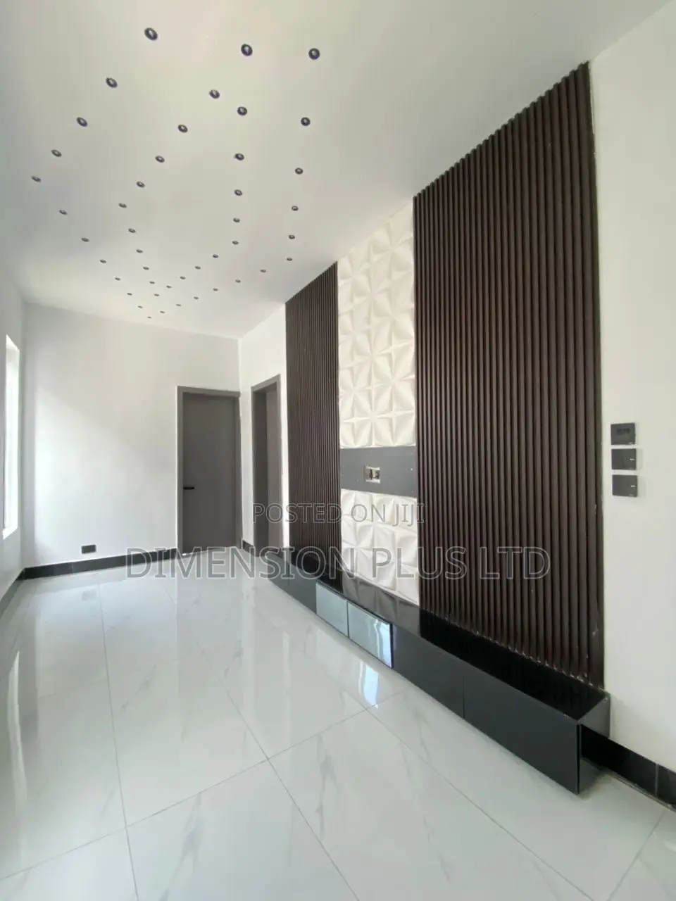 5bdrm Duplex in Sangotedo for sale