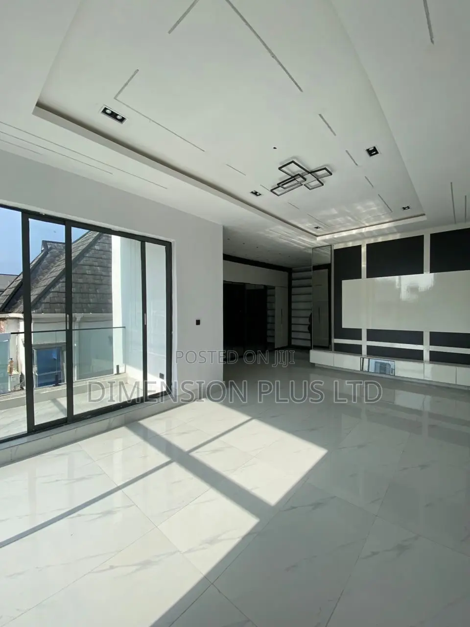 5bdrm Duplex in Sangotedo for sale