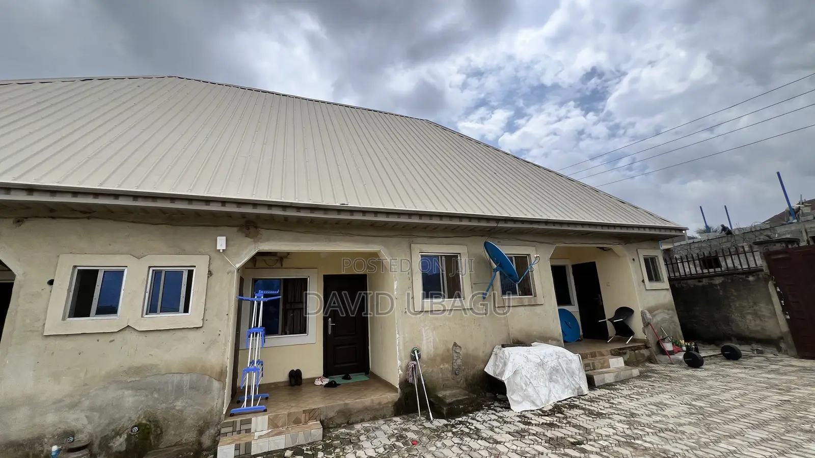 3bdrm Block of Flats in Auto Beauty, Kubwa for sale